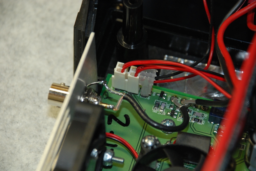 Circuit board cooling fan connector.